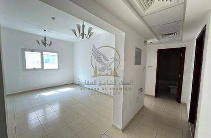 Apartment - 1 - 2 for rent in New Al Taawun Road - Al Taawun - Sharjah
