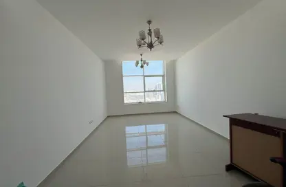 Apartment - 2 Bedrooms - 3 Bathrooms for rent in Al Khan Lagoon Tower - Al Khan Lagoon - Al Khan - Sharjah