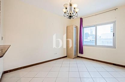 Apartment - Studio - 1 for rent in Marina Diamond 1 - Marina Diamonds - Dubai Marina - Dubai