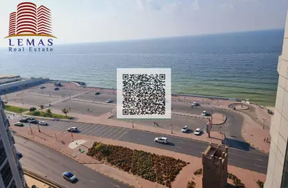 شقة - 2 غرف نوم - 3 حمامات للبيع في ريزيدنسز كورنيش عجمان - طريق كورنيش عجمان - عجمان