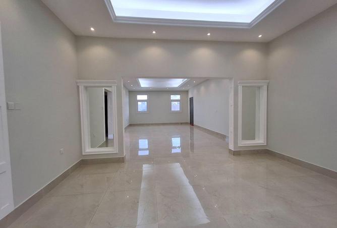 76985671 - Property Image 3