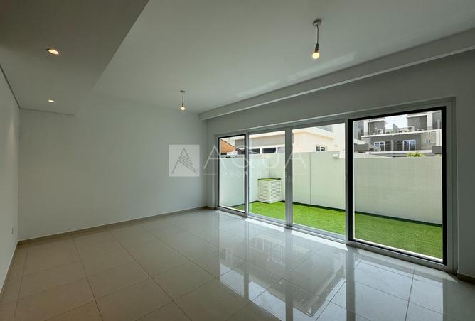 132030618 - Property Main Image