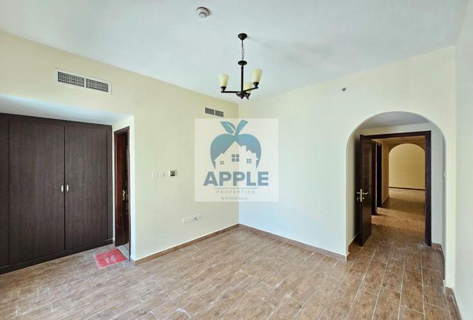 69893385 - Property Image 2