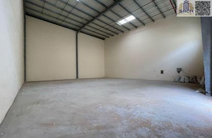 Warehouse - Studio - 1 Bathroom for rent in Umm Al Thuoob - Umm Al Quwain