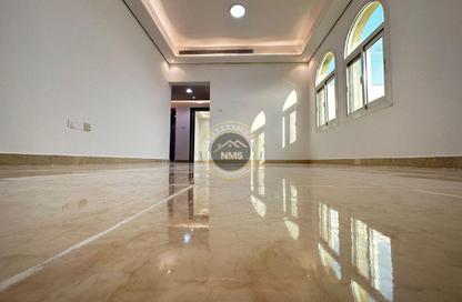 Apartment - 1 Bedroom - 1 Bathroom for rent in Al Mushrif Villas - Al Mushrif - Abu Dhabi Apartment - 1 Bedroom - 1 Bathroom for rent in Al Mushrif Villas - Al Mushrif - Abu Dhabi