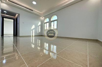 Apartment - 1 Bedroom - 1 Bathroom for rent in Al Mushrif Villas - Al Mushrif - Abu Dhabi Apartment - 1 Bedroom - 1 Bathroom for rent in Al Mushrif Villas - Al Mushrif - Abu Dhabi