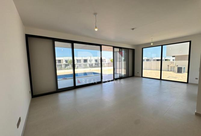 110528818 - Property Image 3