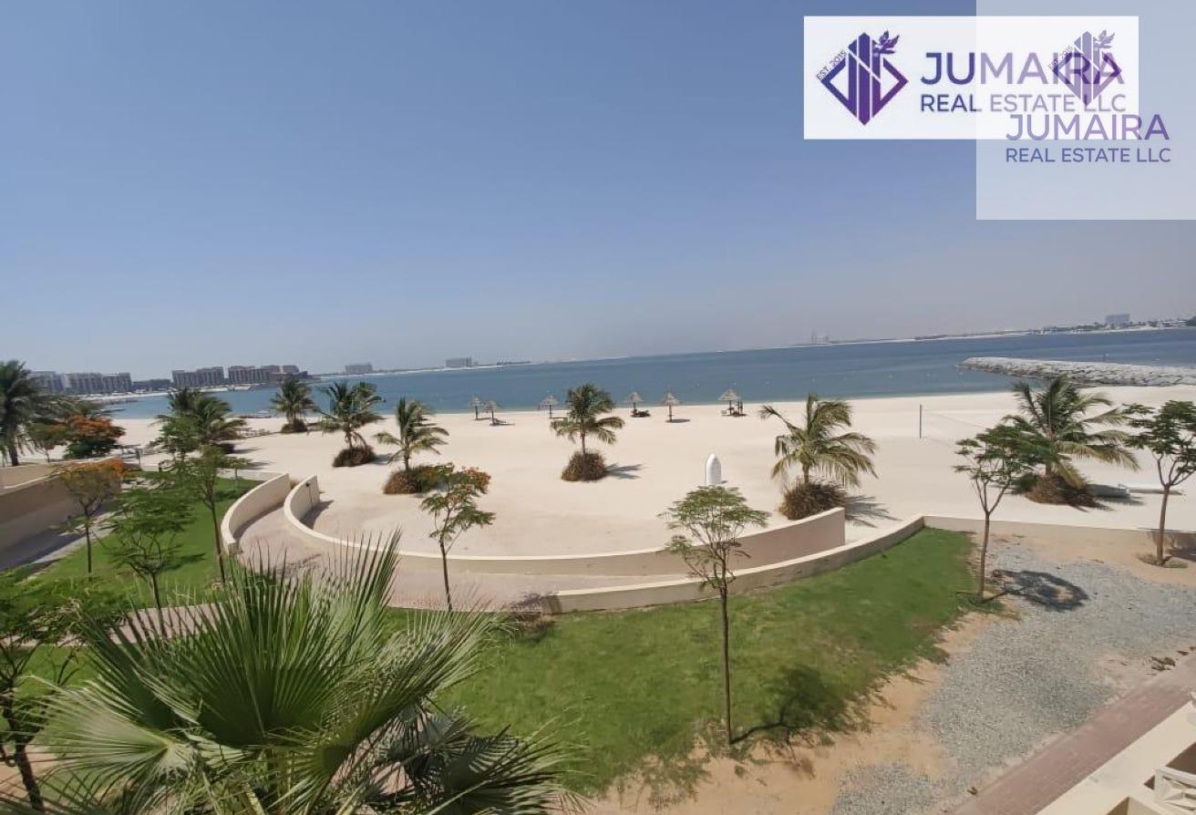 Exclusive Studio for sale | Sea View