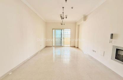 Apartment - 1 Bedroom - 2 Bathrooms for rent in New Al Taawun Road - Al Taawun - Sharjah