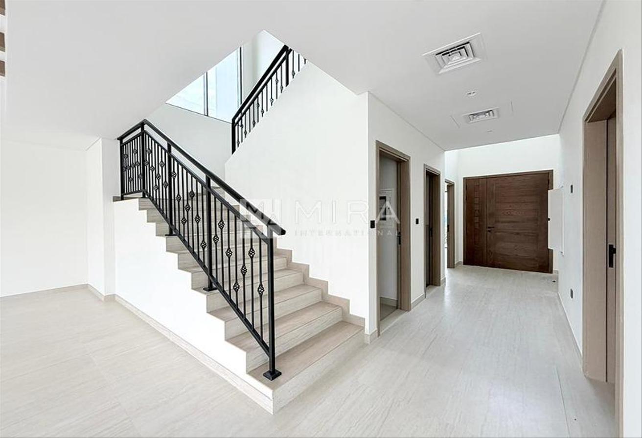 Brand New | Single Row | Ready to Move-In photo 7