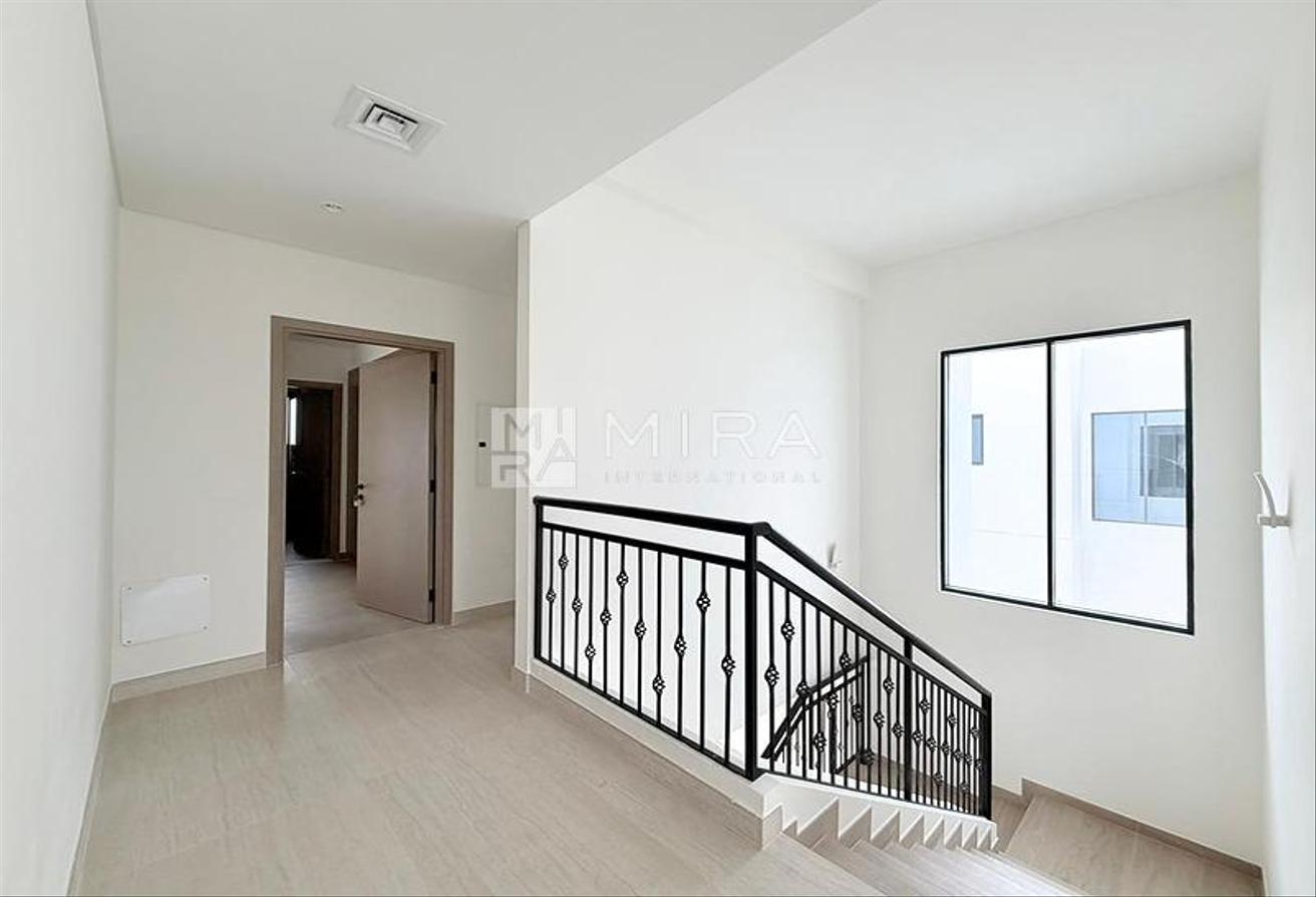 Brand New | Single Row | Ready to Move-In photo 12
