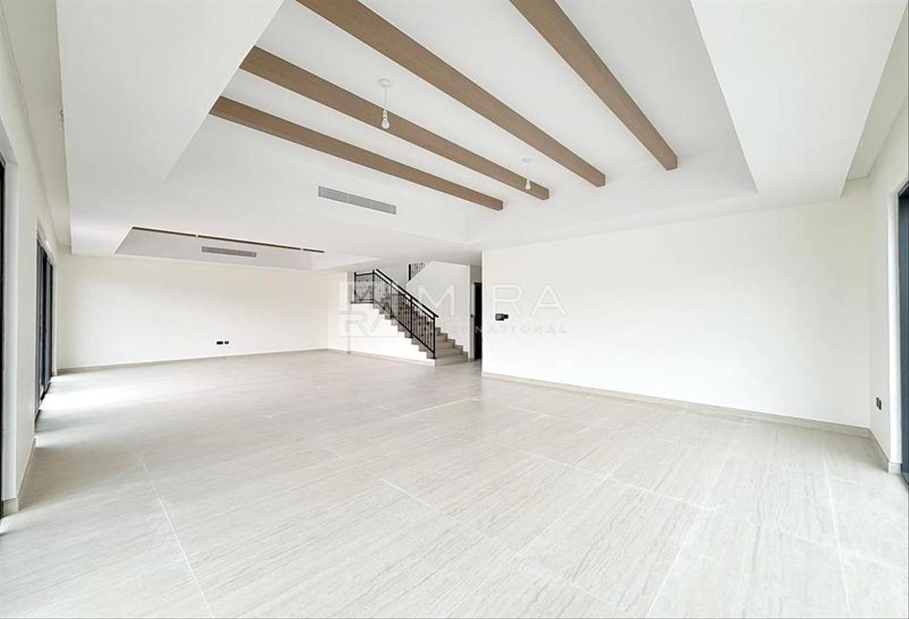 Brand New | Single Row | Ready to Move-In photo 8