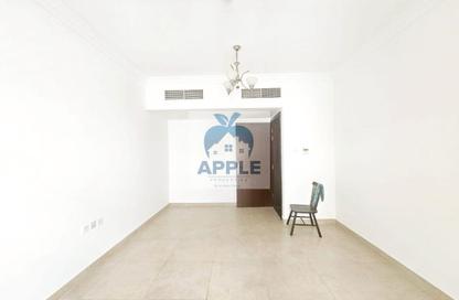 Apartment - 1 Bedroom - 2 Bathrooms for rent in Muwaileh 29 Building - Muwaileh - Sharjah