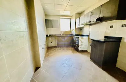 Apartment - 1 Bedroom - 3 Bathrooms for rent in Jumeirah Garden City - Al Satwa - Dubai