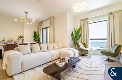 Apartment - 3 Bedrooms - 4 Bathrooms for sale in Rimal 6 - Rimal - Jumeirah Beach Residence - Dubai