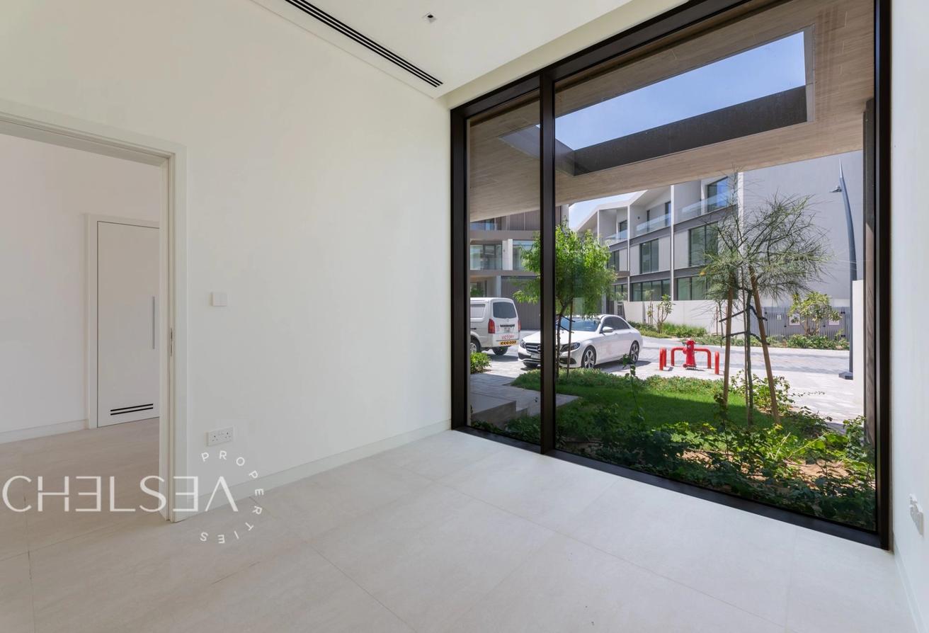 MOVE-IN READY | BRAND-NEW | COMMUNITY EXPERT photo 8