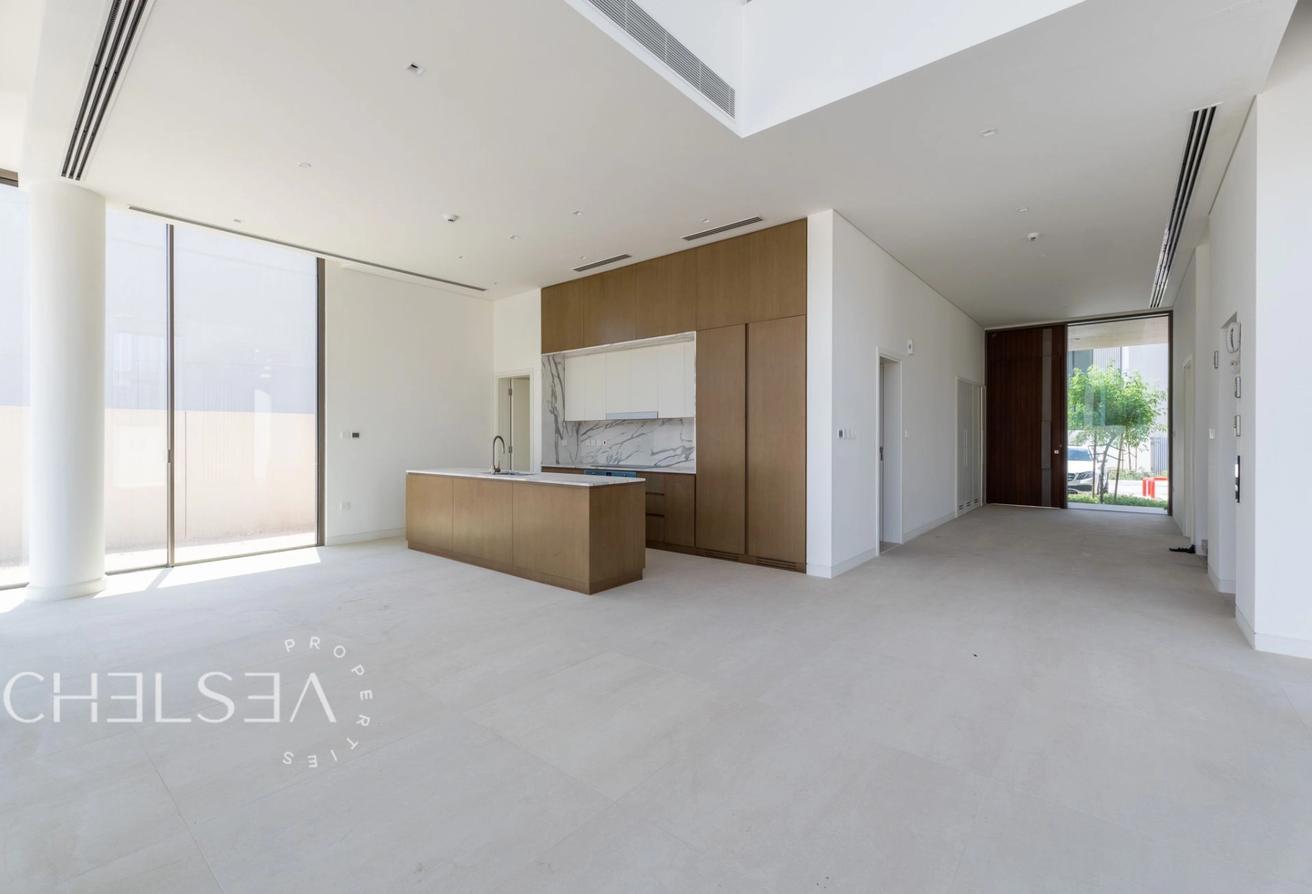 MOVE-IN READY | BRAND-NEW | COMMUNITY EXPERT photo 4