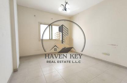 Apartment - 1 - 2 for rent in Fire Station Road - Muwaileh - Sharjah