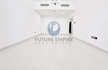 Apartment - 1 - 2 for rent in Dhana 1 - Jumeirah Garden City - Al Satwa - Dubai