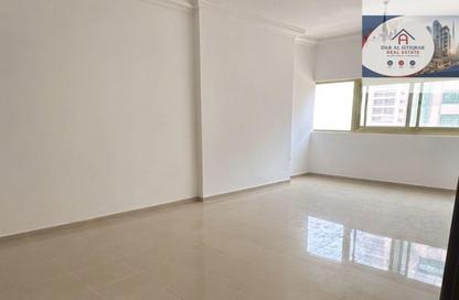 Apartment - 3 Bedrooms - 3 Bathrooms for rent in Al Khan Corniche - Al Khan - Sharjah