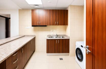 Apartment - 2 Bedrooms - 3 Bathrooms for rent in Stadium Point - Dubai Sports City - Dubai