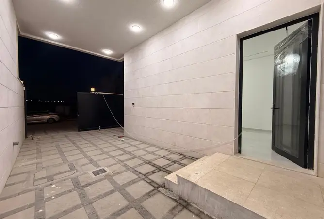 161418638 - Property Image 3