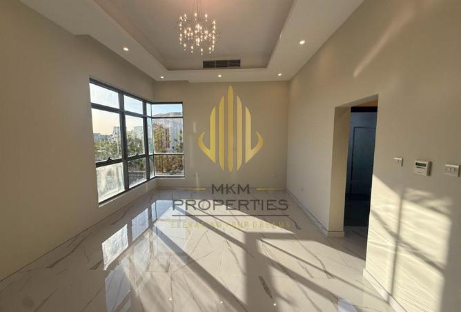 100423692 - Property Image 2