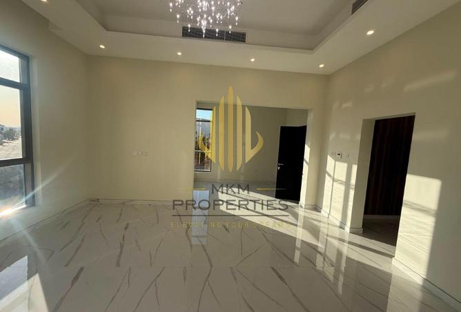 100423692 - Property Image 3
