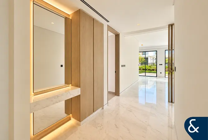 156905339 - Property Image 2