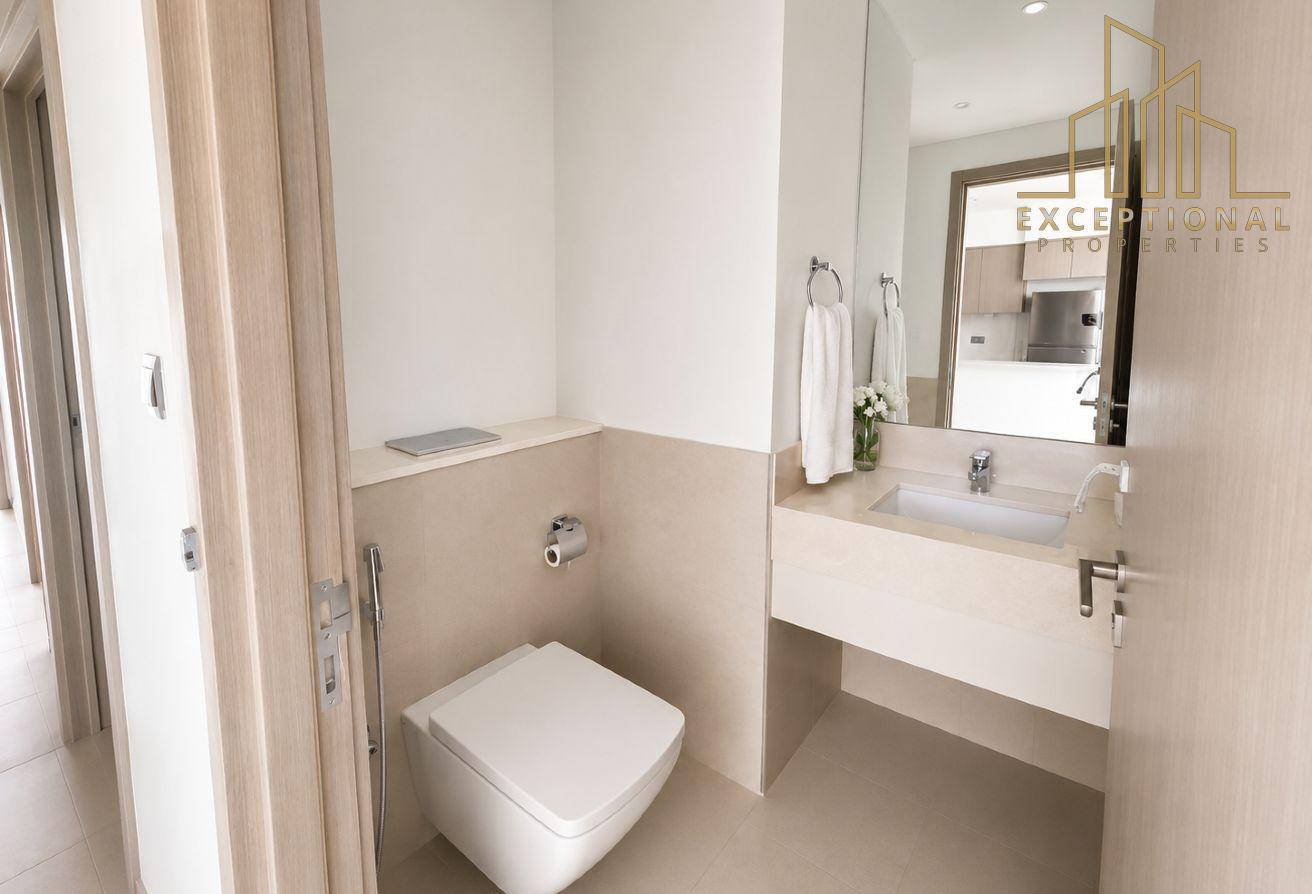 Fountain View || Premium Furnished || High Floor photo 13