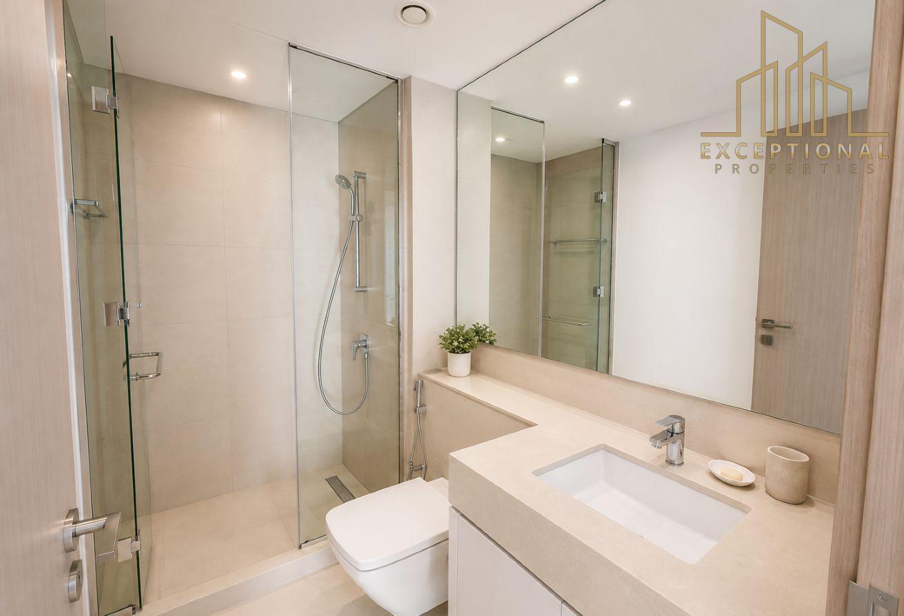 Fountain View || Premium Furnished || High Floor photo 9