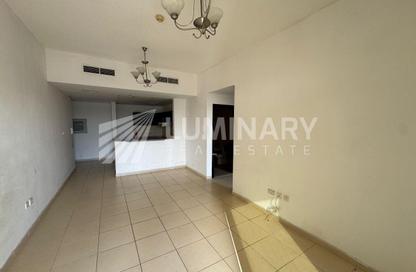 Apartment - 1 - 1 for rent in Farah Tower 2 - Queue Point - Liwan - Dubai Apartment - 1 - 1 for rent in Farah Tower 2 - Queue Point - Liwan - Dubai