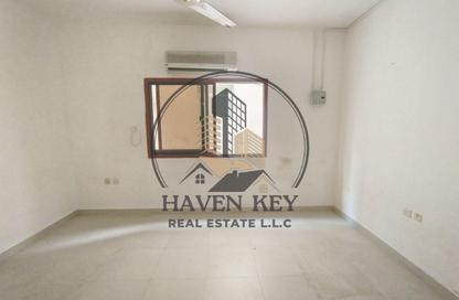 Apartment - Studio - 1 for rent in Fire Station Road - Muwaileh - Sharjah Apartment - Studio - 1 for rent in Fire Station Road - Muwaileh - Sharjah