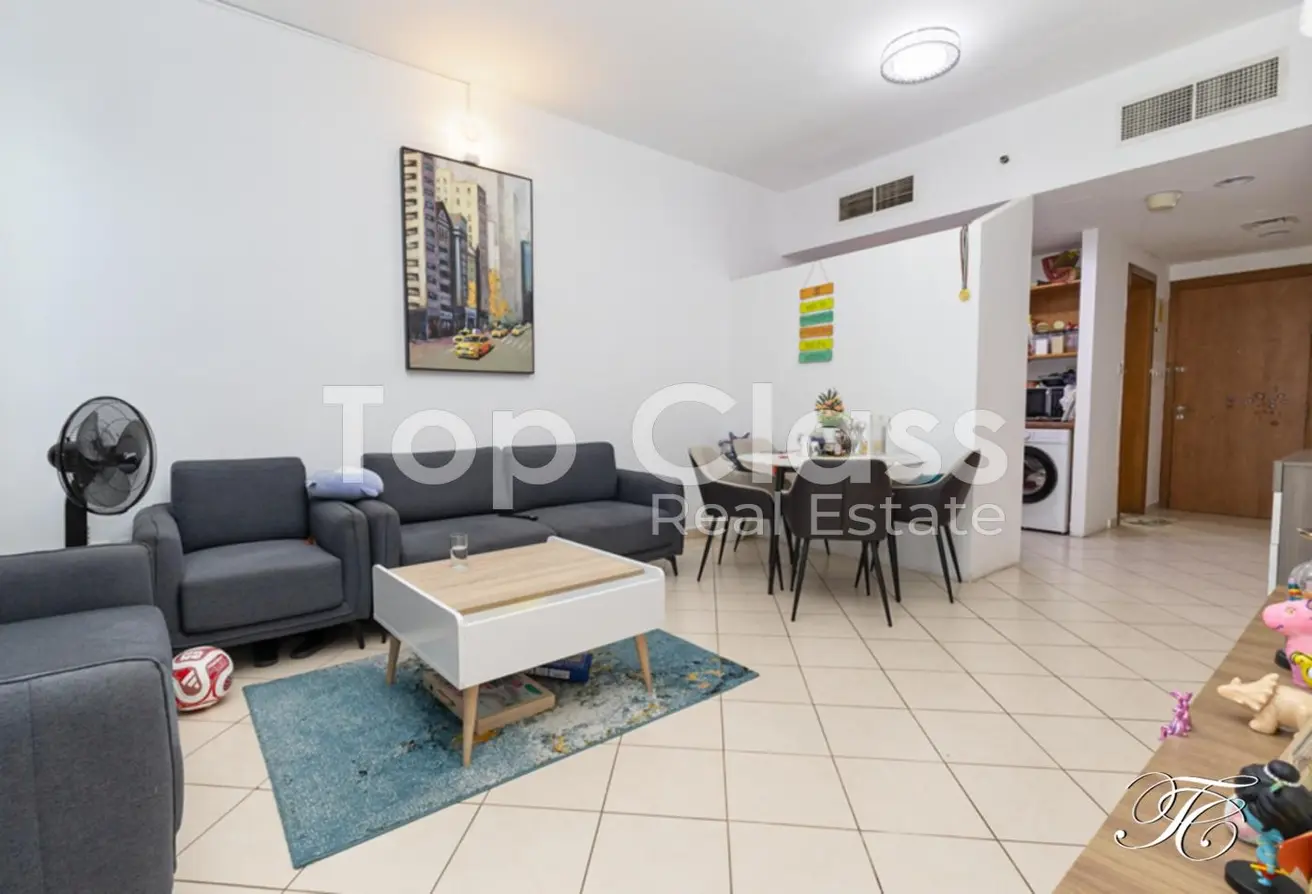 156918943 - Property Main Image