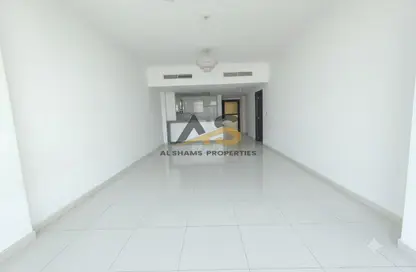 شقة - غرفة نوم - 2 حمامات للايجار في ذا جيت ريزيدنس 1 - مجمع دبي ريزيدنس - دبي