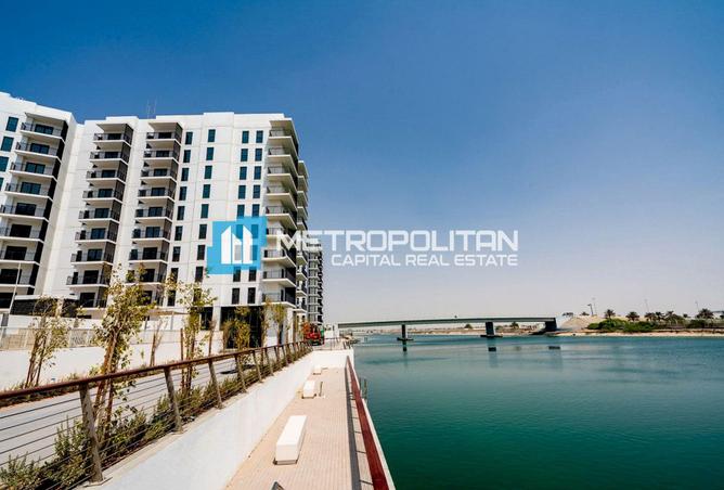 74232004 - Property Image 2