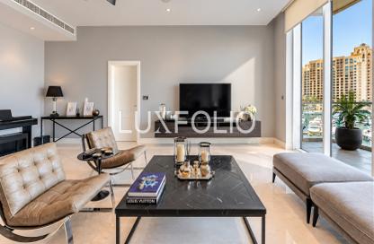 Apartment - 3 - 4 for sale in Aquamarine - Tiara Residences - Palm Jumeirah - Dubai