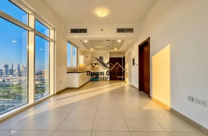 Apartment - 1 Bedroom - 2 Bathrooms for rent in Binghatti Gateway - Al Jaddaf - Dubai