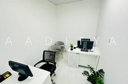 Office Space - Studio - 1 Bathroom for rent in Reem Residency - Al Karama - Dubai