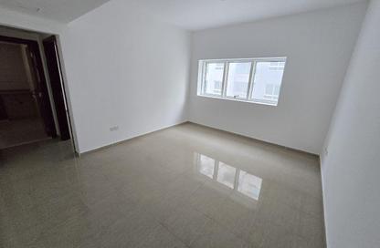 Apartment - 1 Bedroom - 2 Bathrooms for rent in Al Khan Corniche - Al Khan - Sharjah