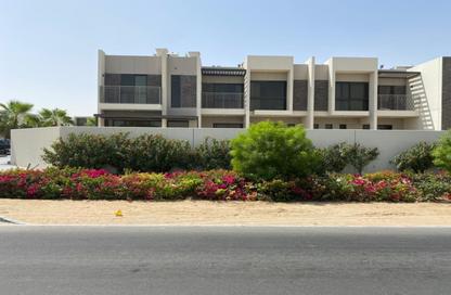 Apartment - 3 Bedrooms - 5 Bathrooms for rent in Sycamore - Damac Hills 2 - Dubai