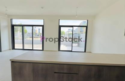 Townhouse - 4 Bedrooms - 4 Bathrooms for sale in Mudon Al Ranim 3 - Mudon - Dubai