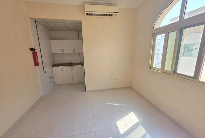 160988160 - Property Image 3