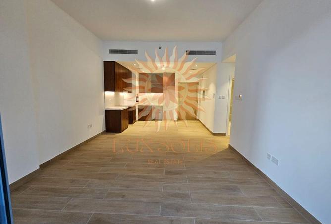 71085167 - صورة العقار 2