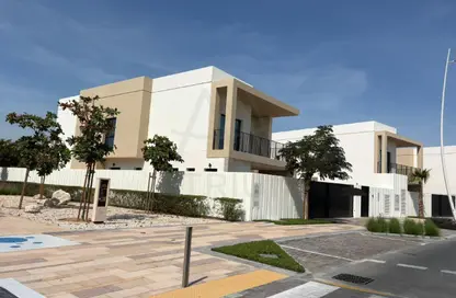 Villa - 4 Bedrooms - 5 Bathrooms for rent in The Magnolias - Yas Acres - Yas Island - Abu Dhabi