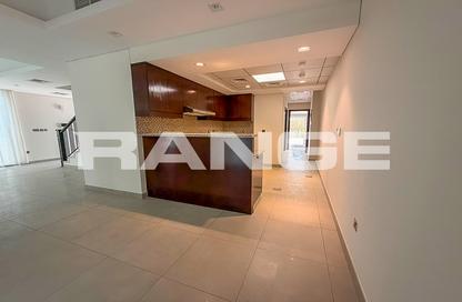 Villa - 4 - 5 for rent in Casa Flores - Green Community Motor City - Motor City - Dubai
