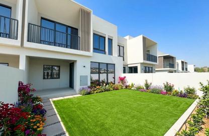 Townhouse - 4 - 5 for rent in Jebel Ali Village Townhouses - Jebel Ali Village - Jebel Ali - Dubai