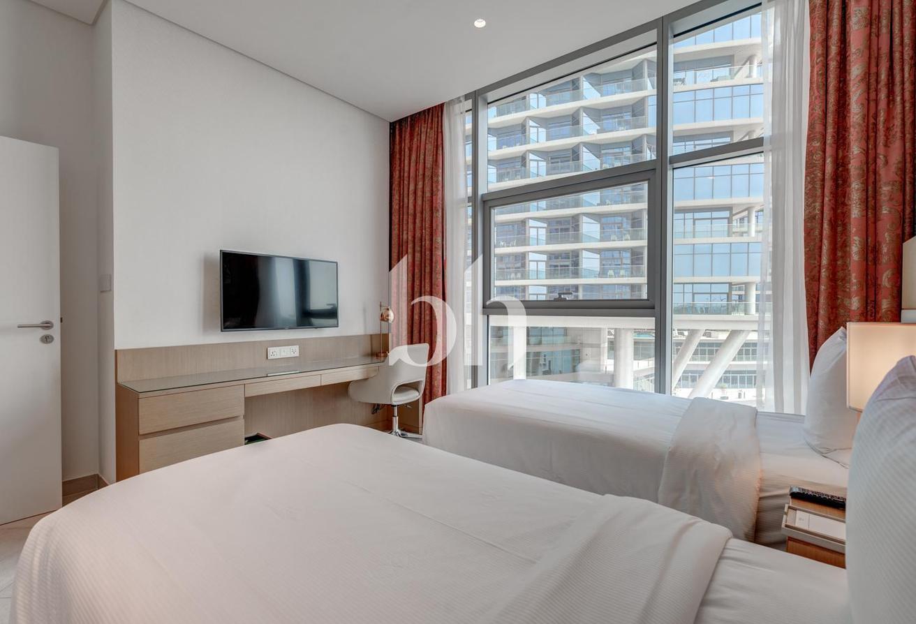 Furnished | Bills Inclusive | Panoramic Creek View photo 15