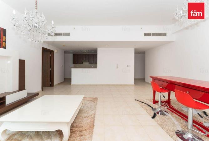 75998417 - Property Image 2