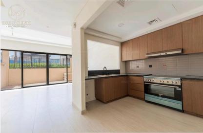 Townhouse - 4 - 4 for rent in Portofino - Damac Lagoons - Dubai